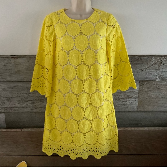 lilly pulitzer yellow lace dress Vintage Lilly Pulitzer Black Label Yellow Floral Lace Strapless Dress SZ 8